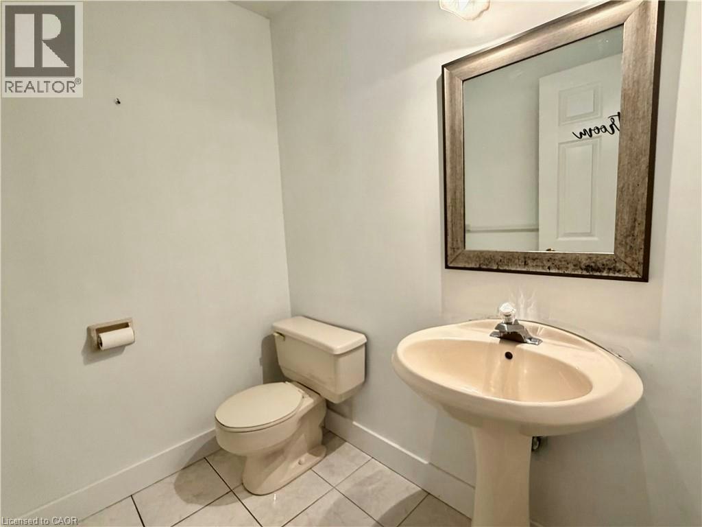 516 Branstone Drive, Waterloo, ON, N2T 2C2 - 18