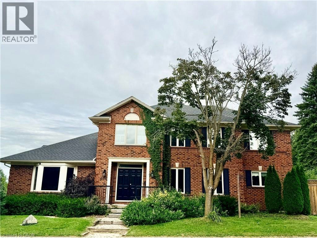 516 Branstone Drive, Waterloo, ON, N2T 2C2