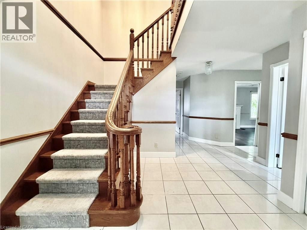 516 Branstone Drive, Waterloo, ON, N2T 2C2 - 20