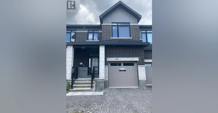 671 Rathburn Lane, Ottawa, ON, K1T 0V9