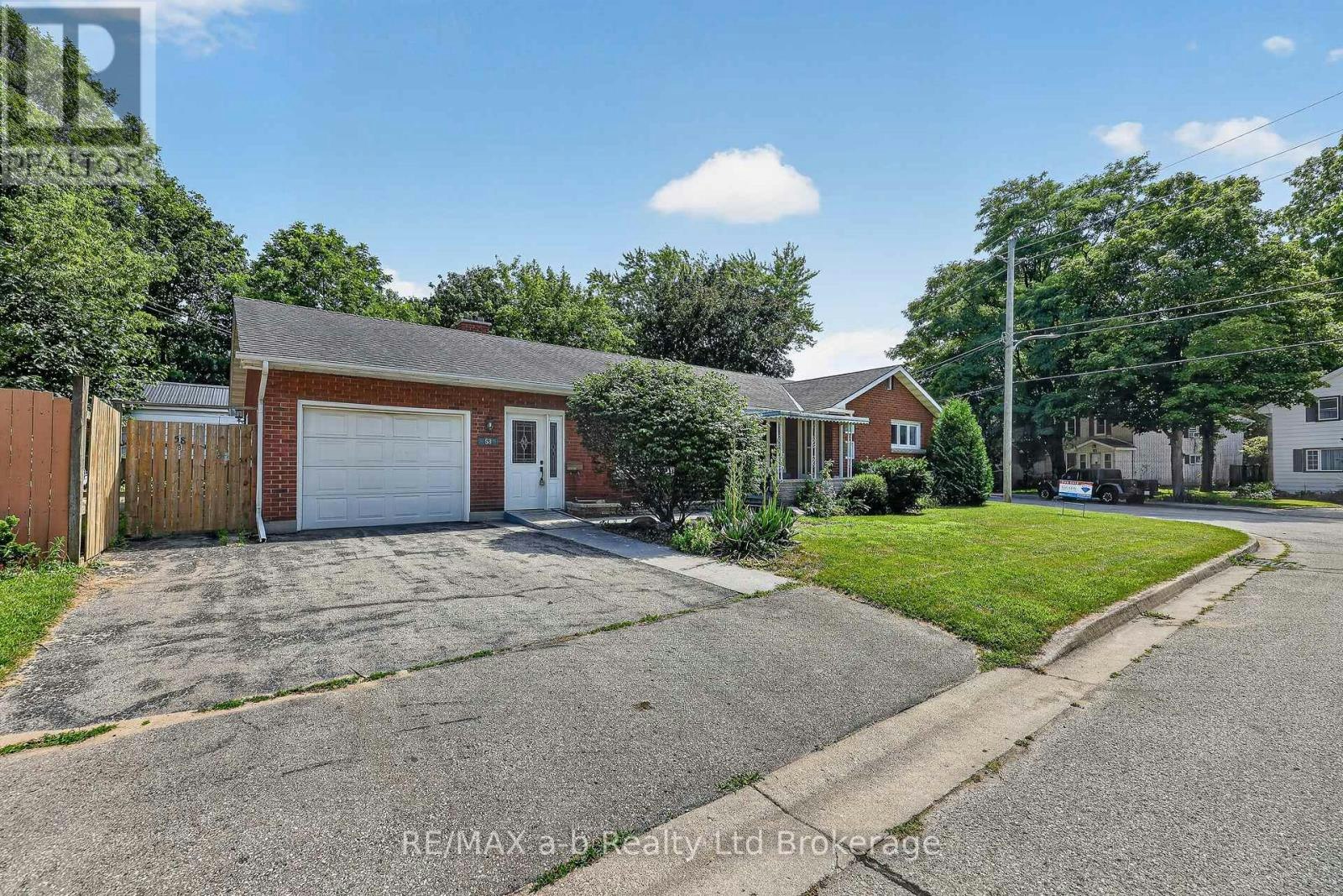 58 Victoria Street, Tillsonburg, ON, N4G 3Z7 - 29