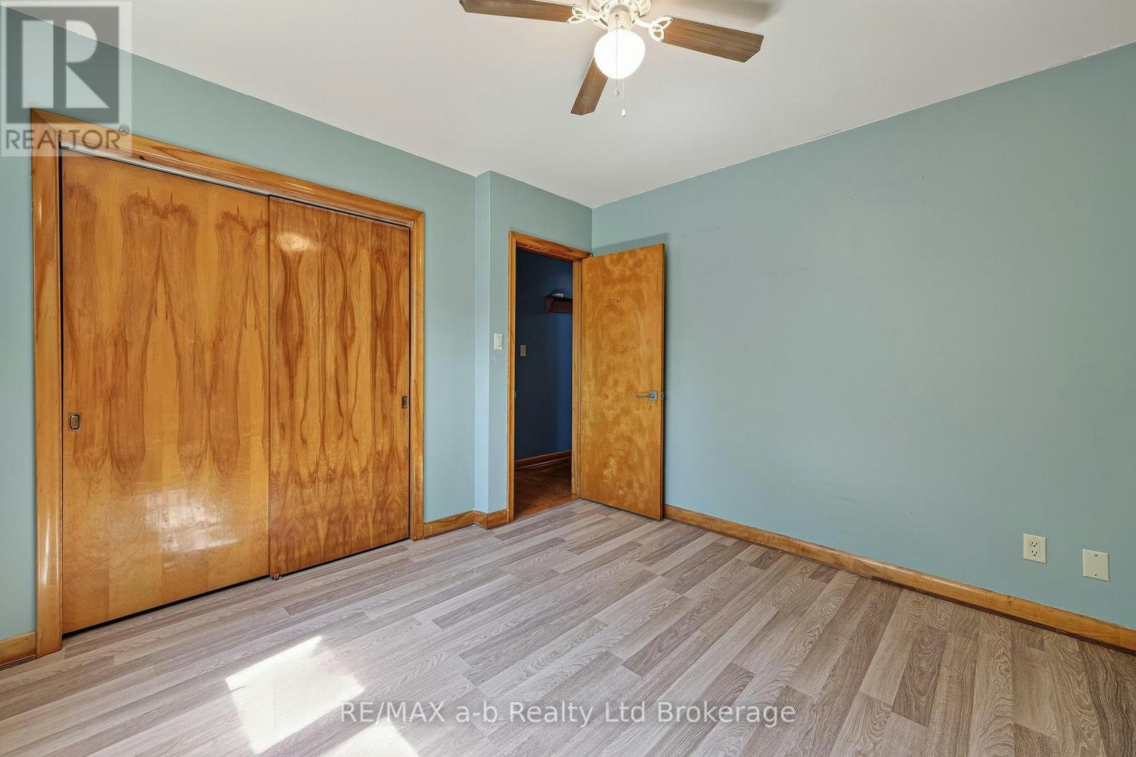 58 Victoria Street, Tillsonburg, ON, N4G 3Z7 - 17