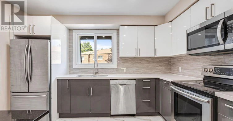 36-250 Bridletowne Circle, Toronto, ON, M1W 2G8 - 3