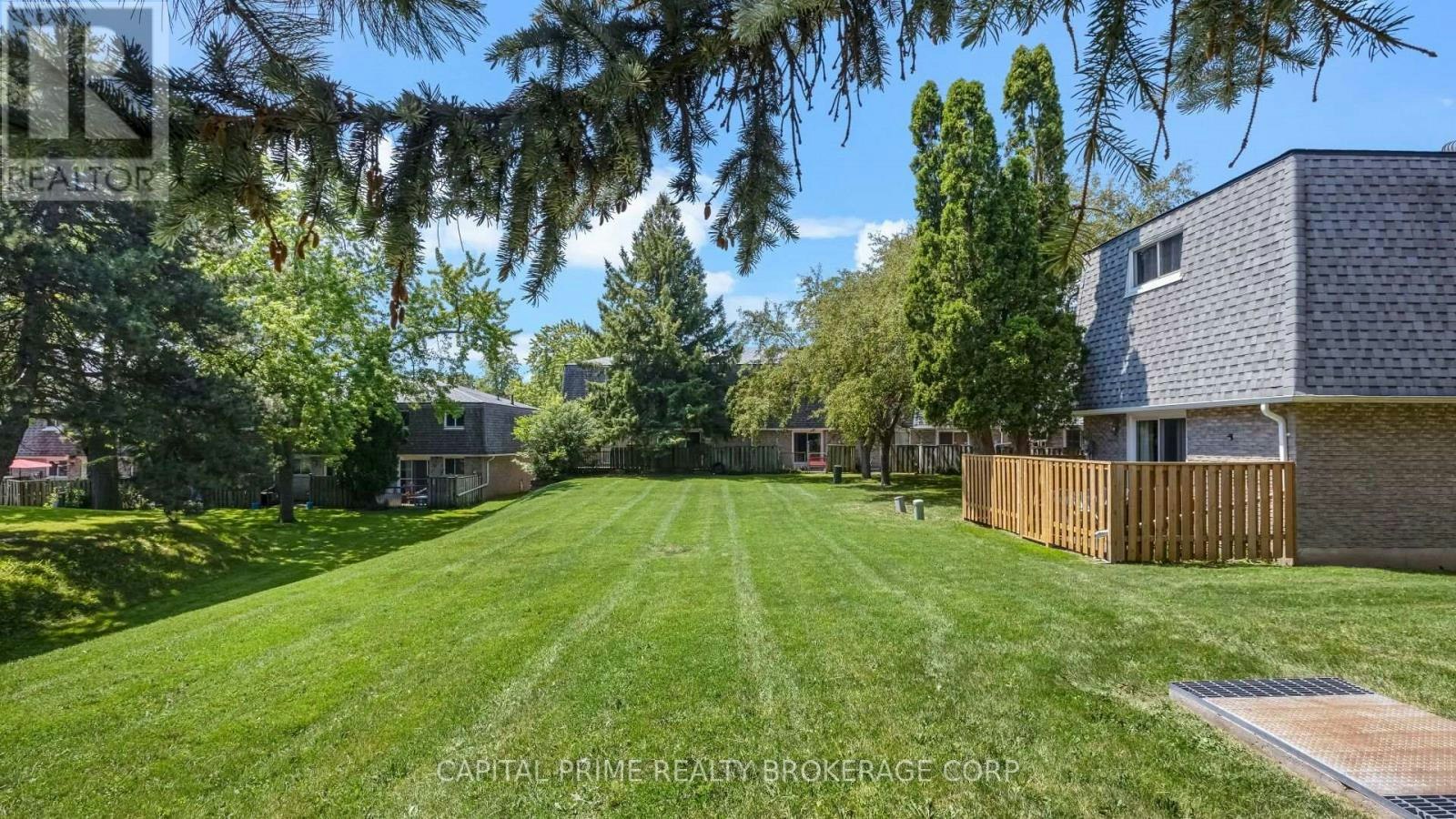 36-250 Bridletowne Circle, Toronto, ON, M1W 2G8 - 32