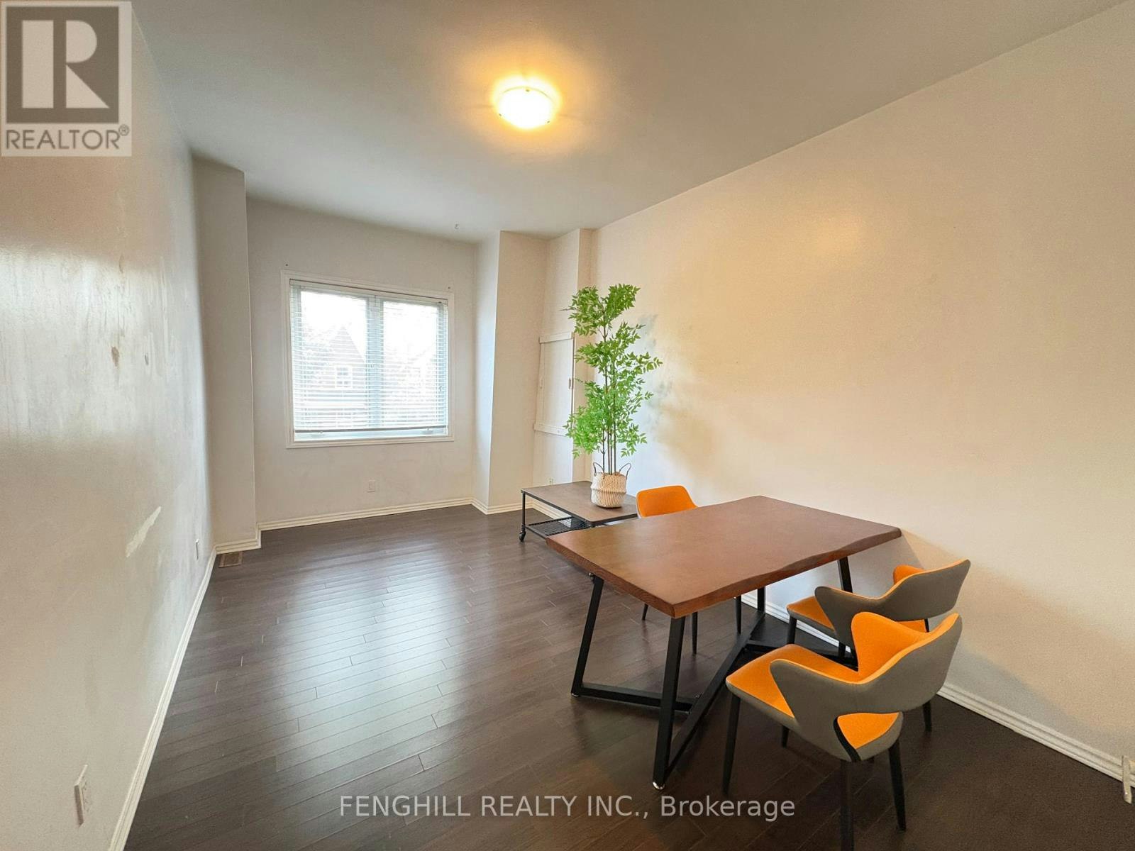 270 Clinton (Upper Level Street, Toronto, ON, M6G 2Y6 - 2