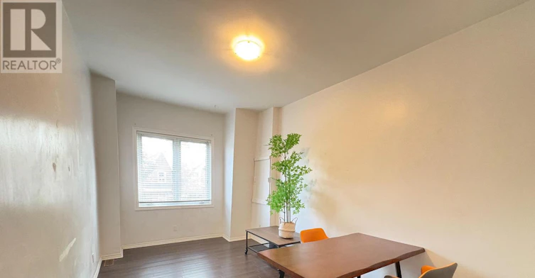 270 Clinton (Upper Level Street, Toronto, ON, M6G 2Y6 - 2