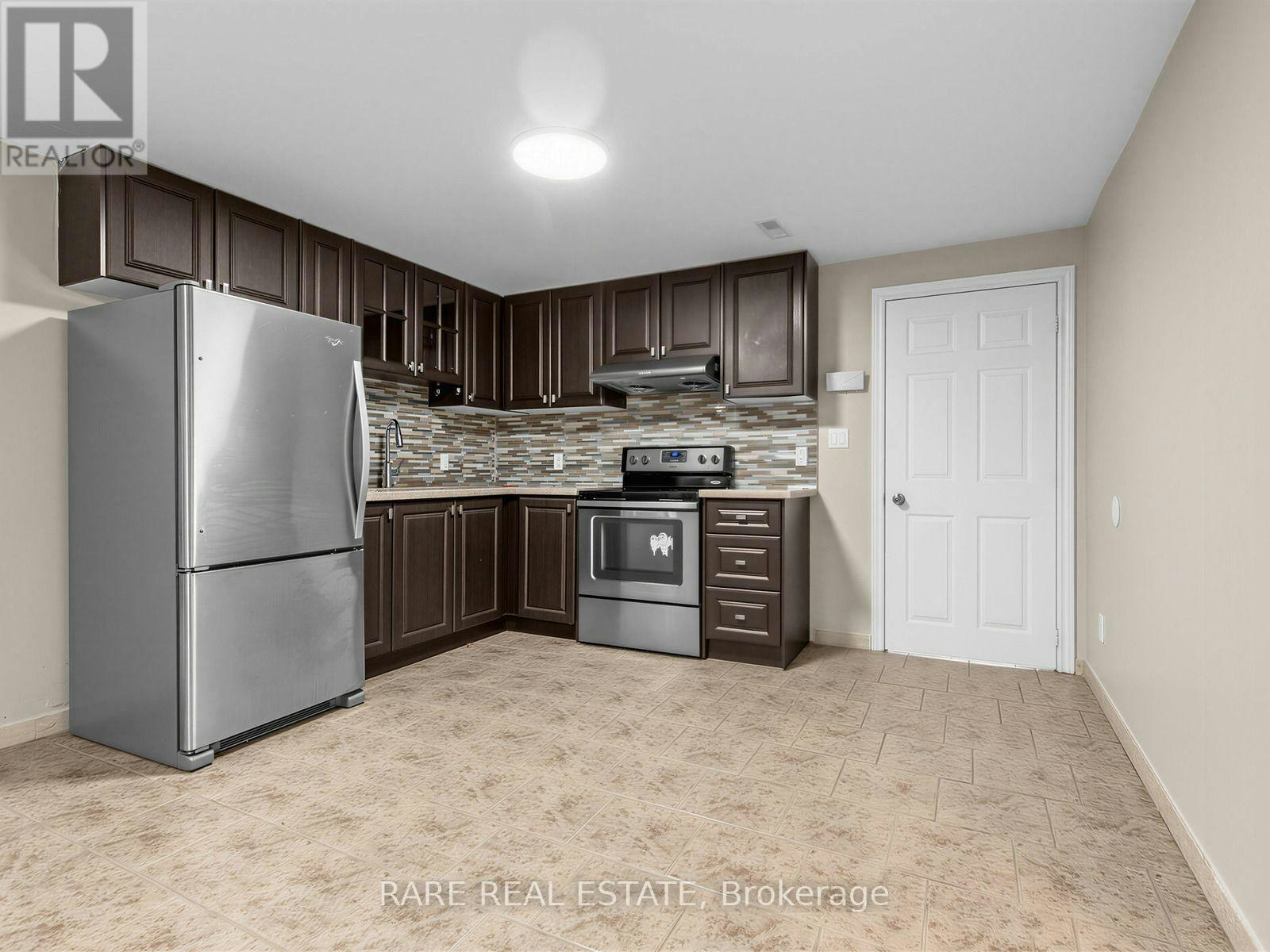 4 Hisey [Basement Crescent, Toronto, ON, M3N 1V1 - 5