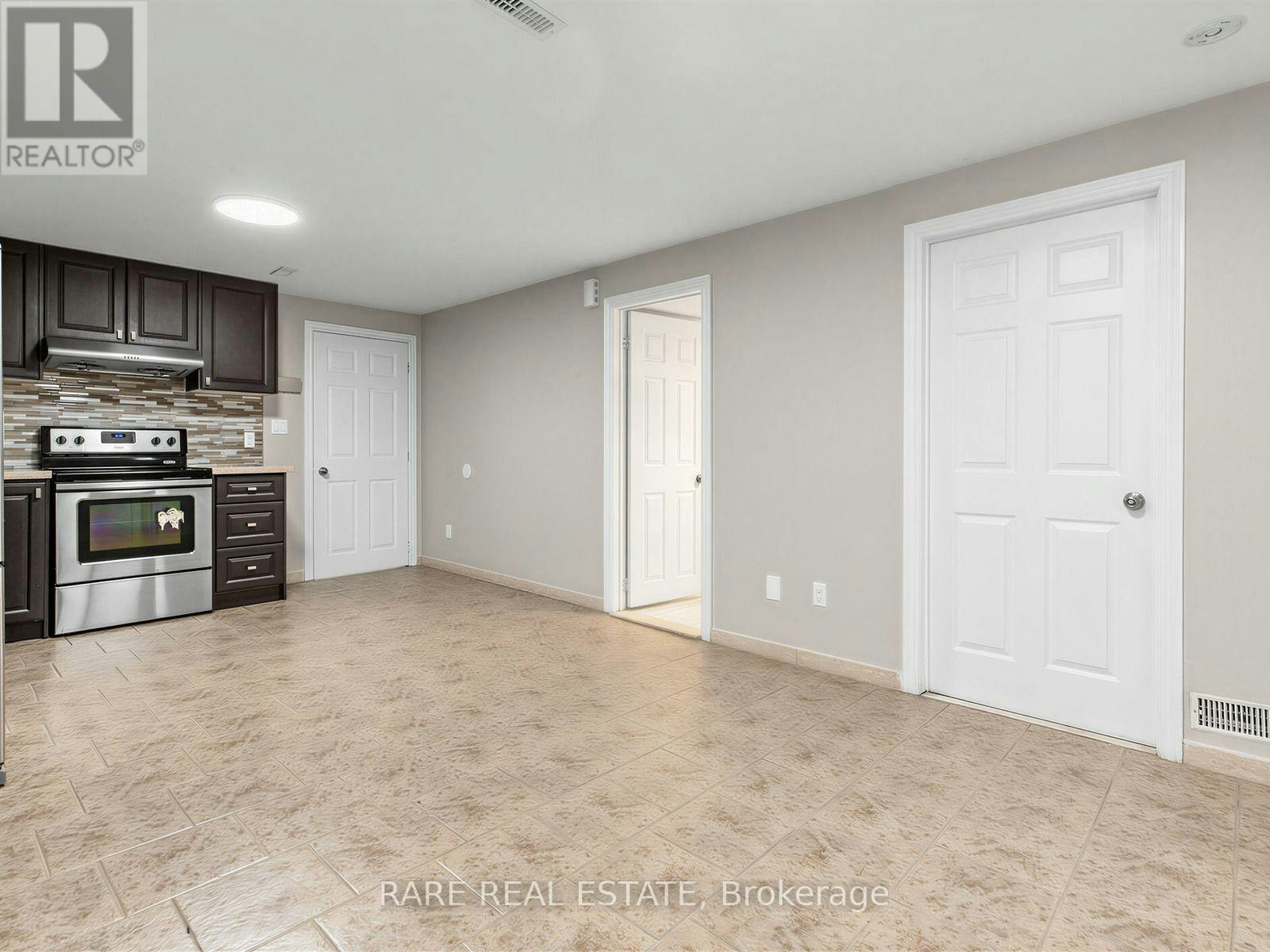 4 Hisey [Basement Crescent, Toronto, ON, M3N 1V1 - 9