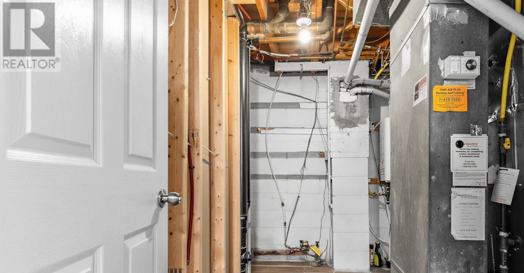 4 Hisey [Basement Crescent, Toronto, ON, M3N 1V1 - 18