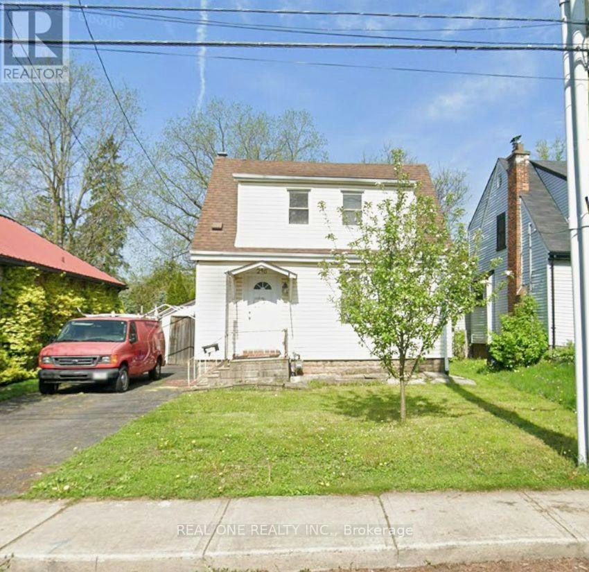 246 Bowman Street, Hamilton, ON, L8S 2T4