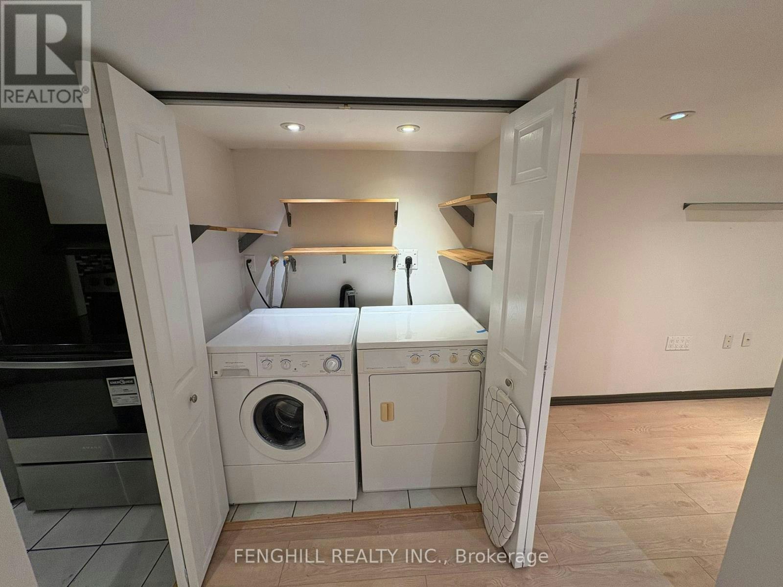 270 Clinton (Bsmt Street, Toronto, ON, M6G 2Y6 - 4
