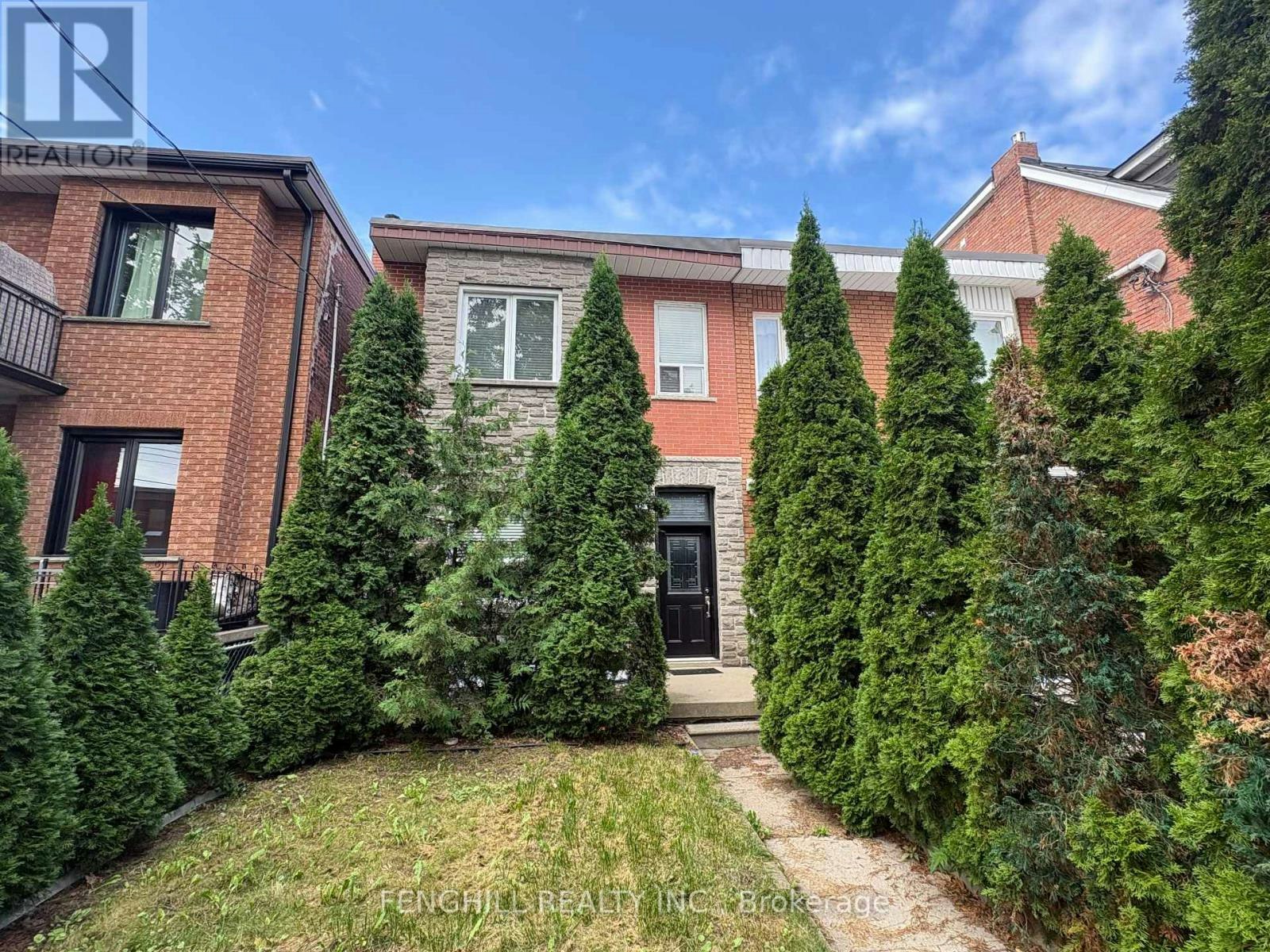 270 Clinton (Bsmt Street, Toronto, ON, M6G 2Y6