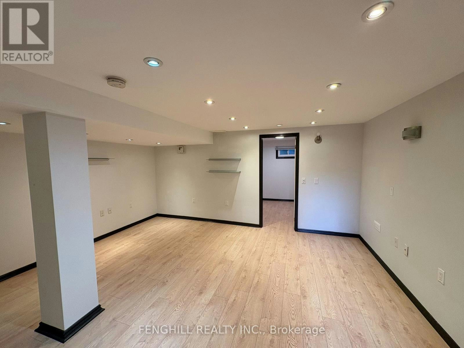 270 Clinton (Bsmt Street, Toronto, ON, M6G 2Y6 - 3