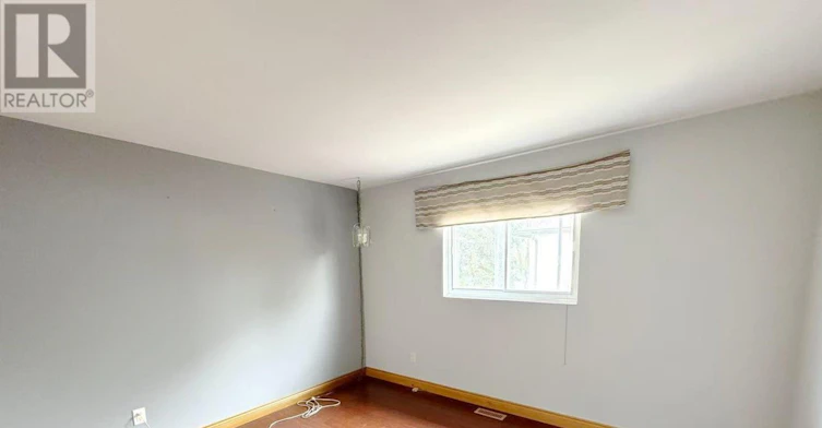1597 Newlands Crescent, Burlington, ON, L7M 1P2 - 6