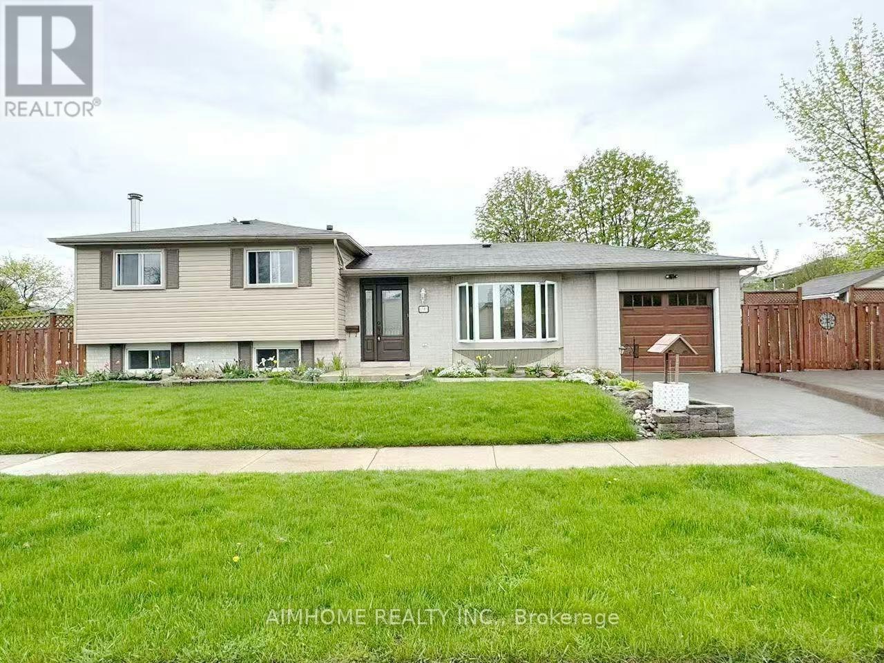 1597 Newlands Crescent, Burlington, ON, L7M 1P2