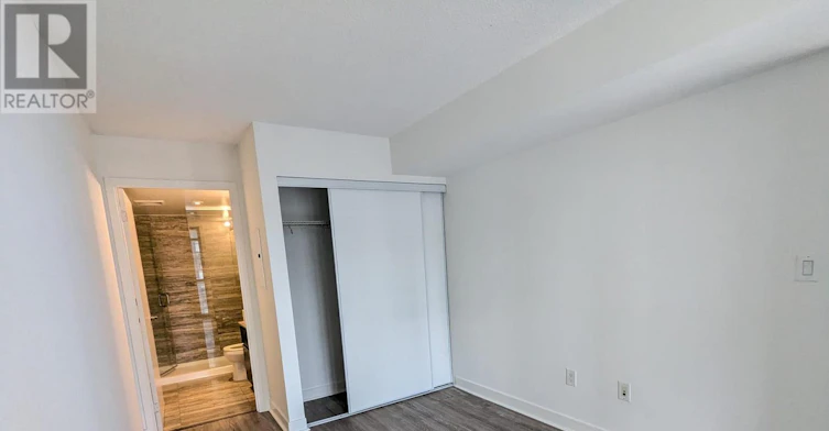 1806-10 Capreol Court, Toronto, ON, M5V 4B3 - 9
