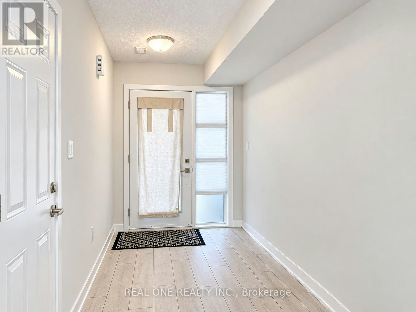 4890 Valera Road, Burlington, ON, L7M 2A9 - 3