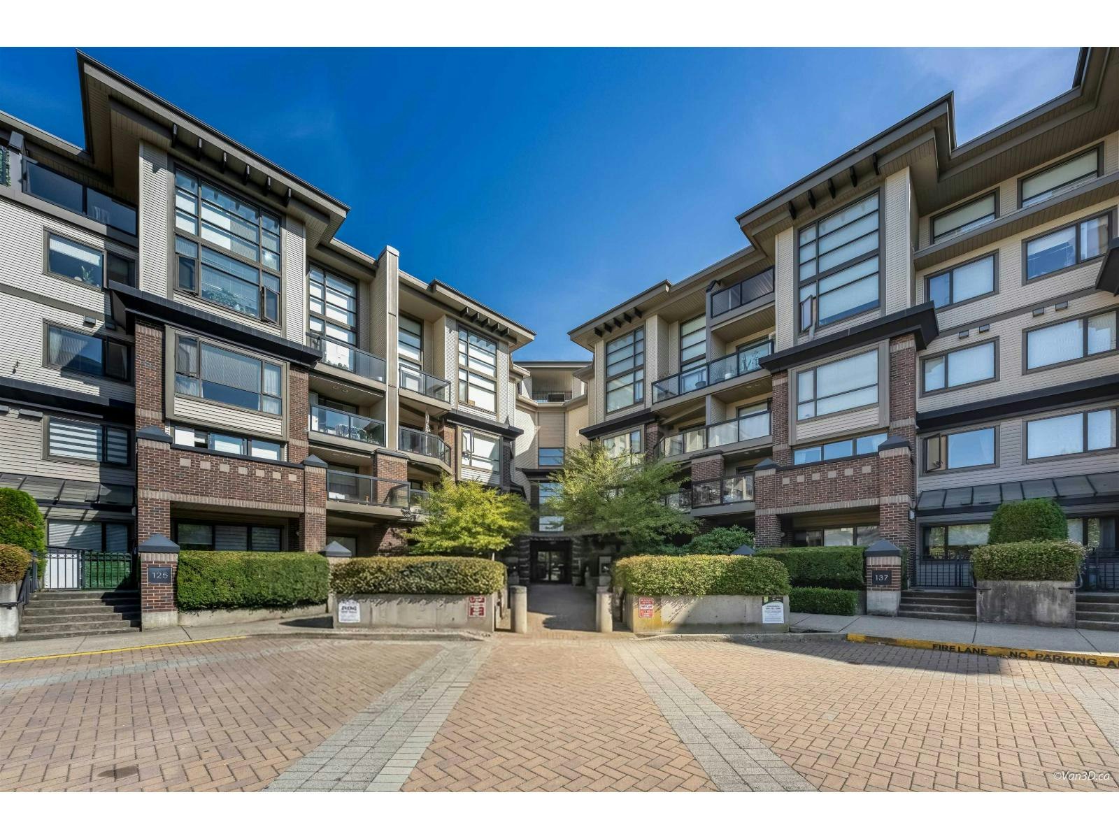 227-10838 City Parkway, Surrey, BC, V3T 5X9