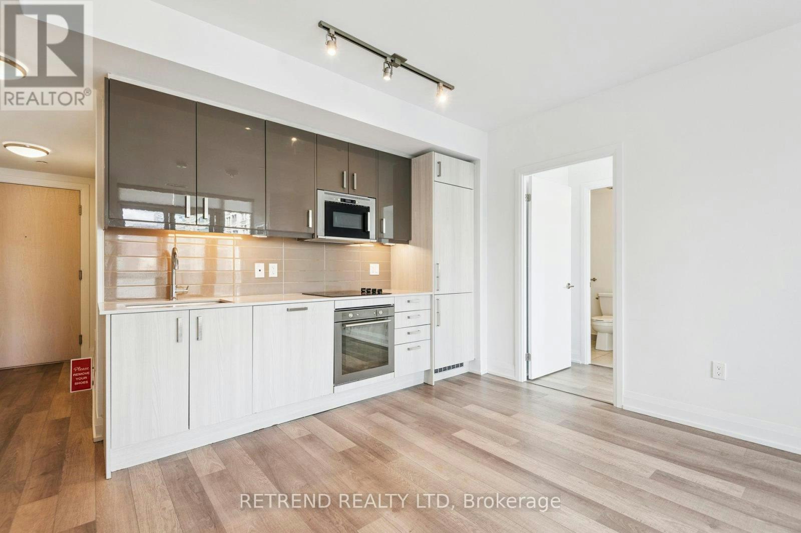 908-77 Mutual Street, Toronto, ON, M5B 2A9 - 11