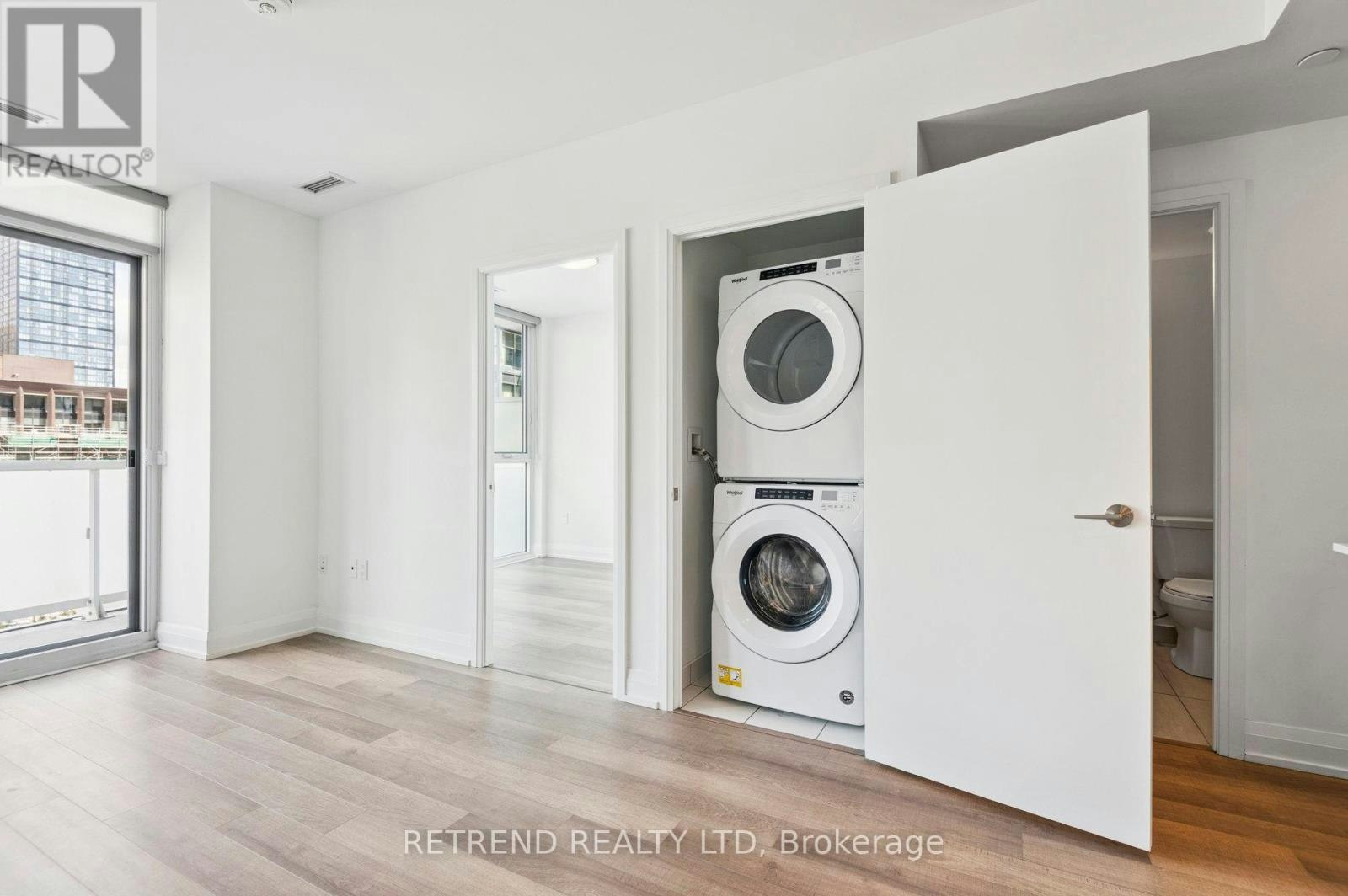 908-77 Mutual Street, Toronto, ON, M5B 2A9 - 26