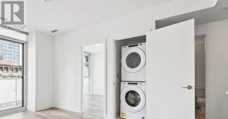 908-77 Mutual Street, Toronto, ON, M5B 2A9 - 26