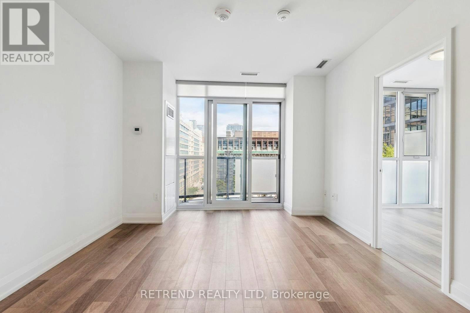 908-77 Mutual Street, Toronto, ON, M5B 2A9 - 9