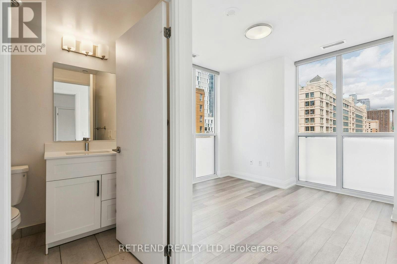 908-77 Mutual Street, Toronto, ON, M5B 2A9 - 19