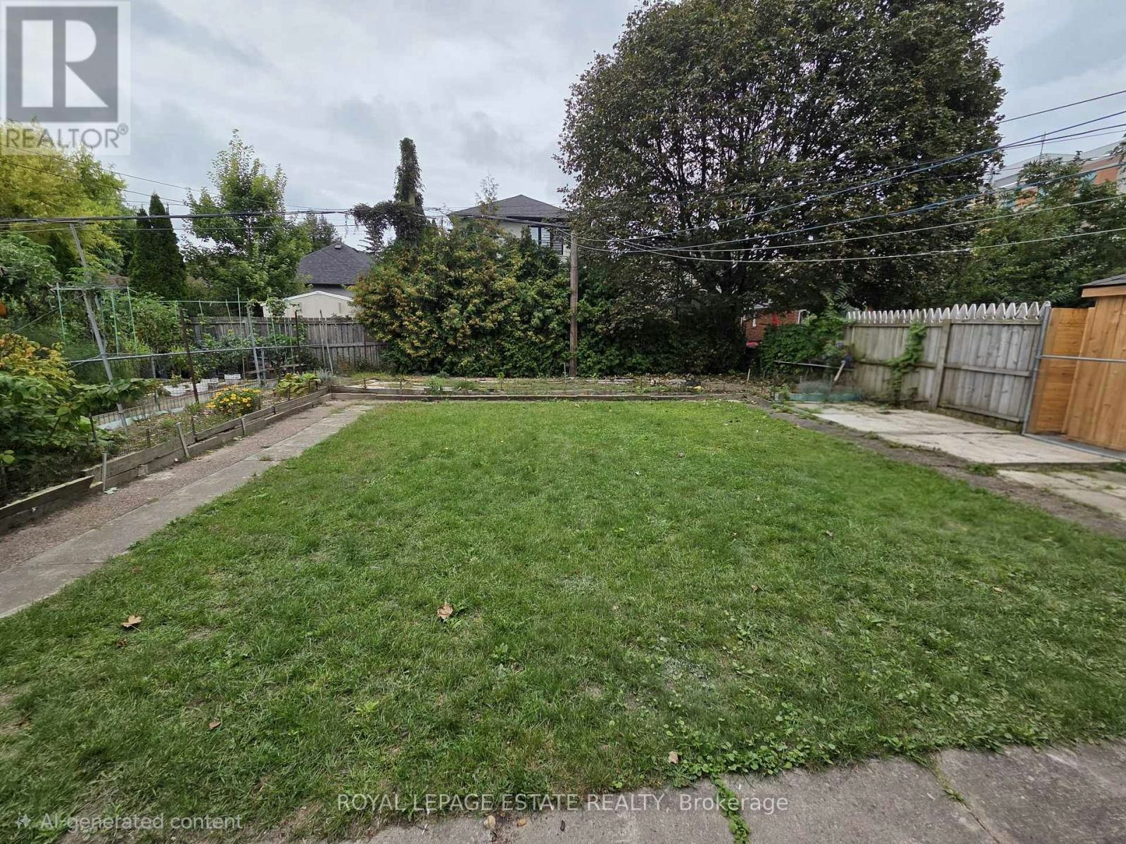 MAIN-839 Coxwell Avenue, Toronto, ON, M4C 3E8 - 20