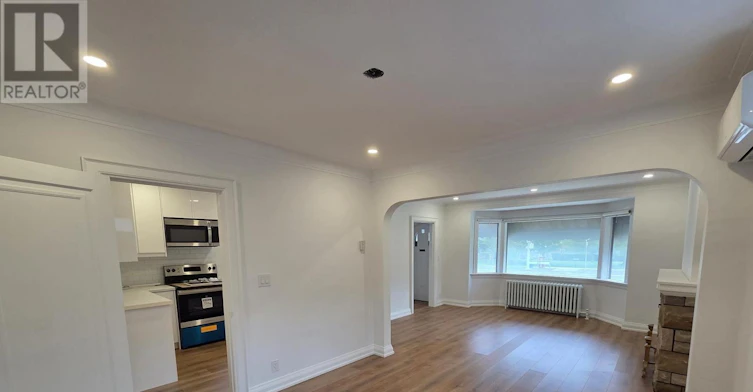 MAIN-839 Coxwell Avenue, Toronto, ON, M4C 3E8 - 7