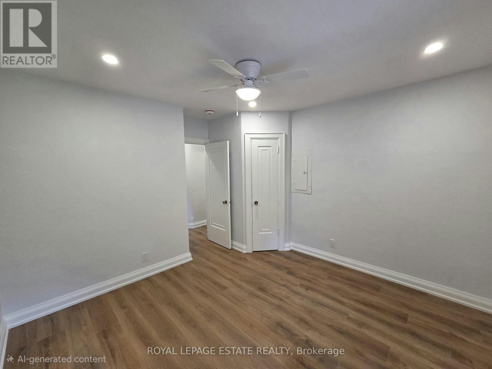 MAIN-839 Coxwell Avenue, Toronto, ON, M4C 3E8 - 15