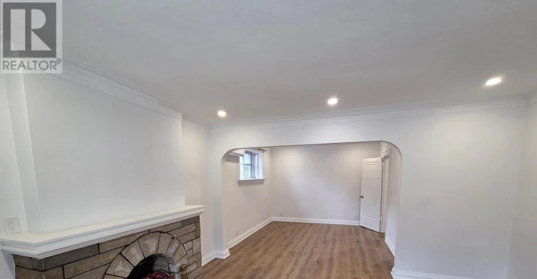 MAIN-839 Coxwell Avenue, Toronto, ON, M4C 3E8 - 5