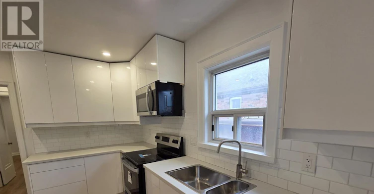 MAIN-839 Coxwell Avenue, Toronto, ON, M4C 3E8 - 10