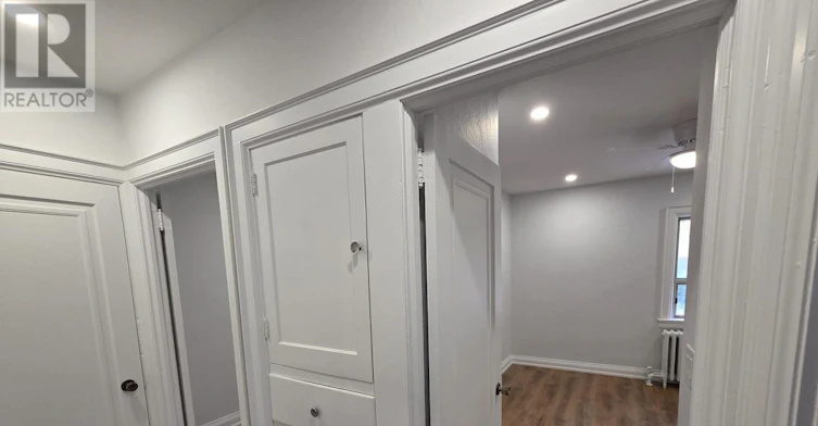 MAIN-839 Coxwell Avenue, Toronto, ON, M4C 3E8 - 12