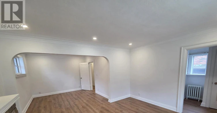 MAIN-839 Coxwell Avenue, Toronto, ON, M4C 3E8 - 4