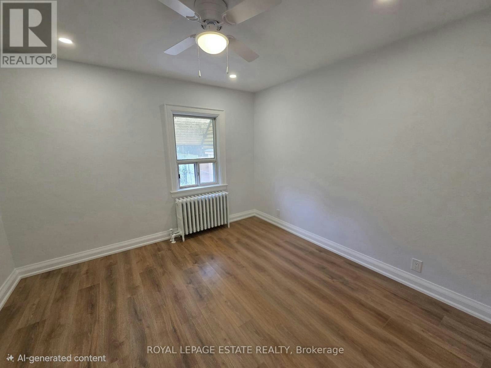 MAIN-839 Coxwell Avenue, Toronto, ON, M4C 3E8 - 13