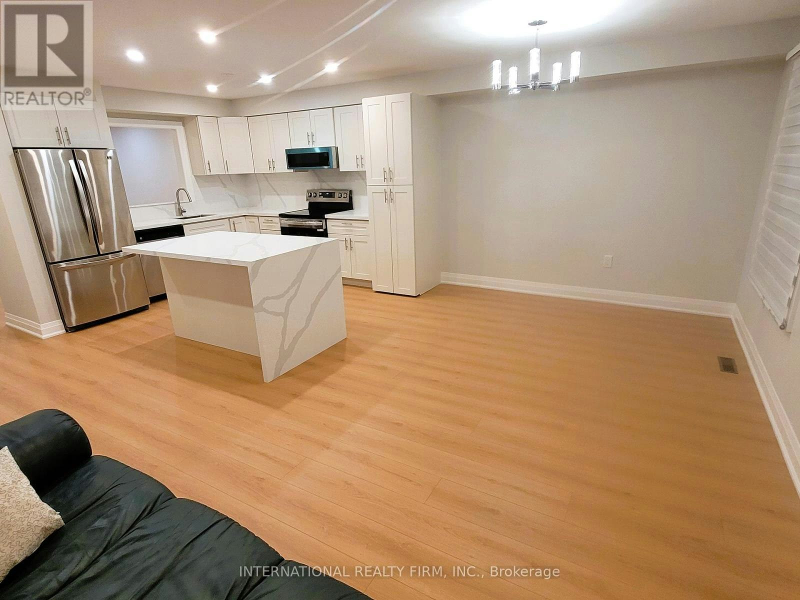 50 Beresford Drive, Richmond Hill, ON, L4B 4J6 - 9