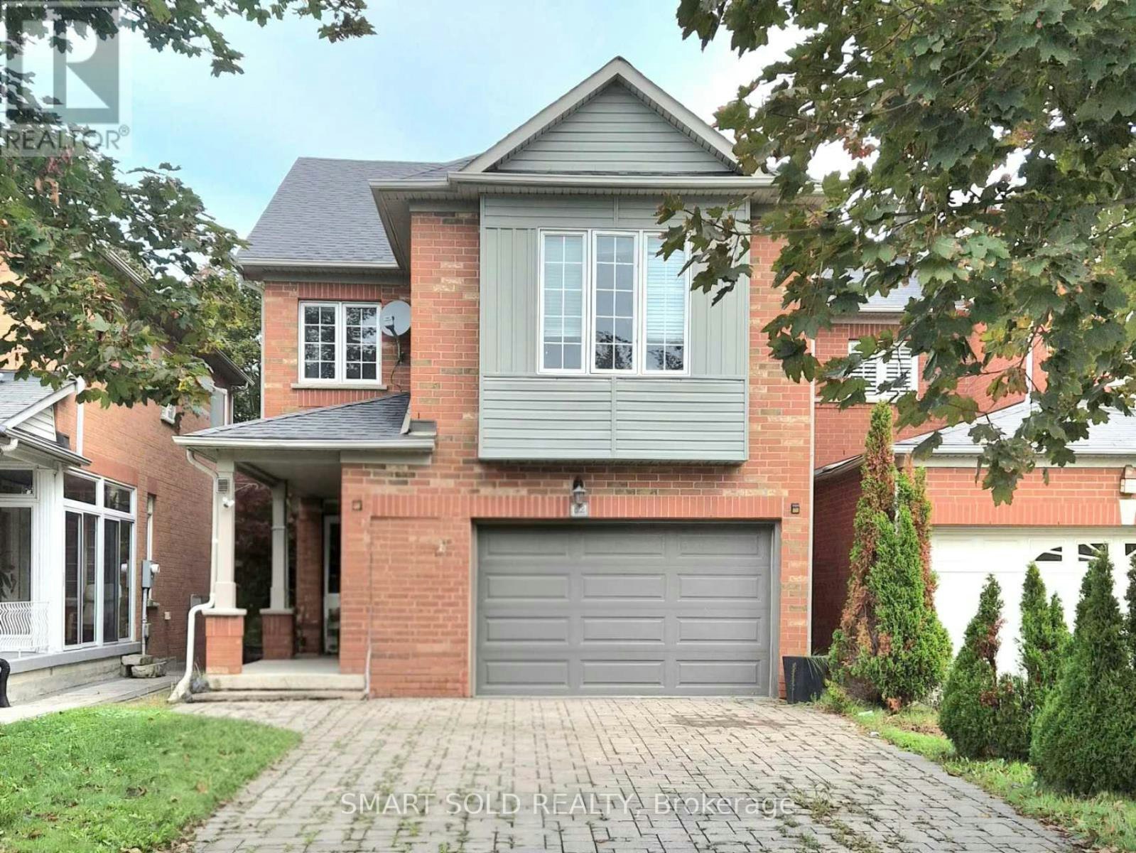 82 Ballymore Drive, Aurora, ON, L4G 7E6