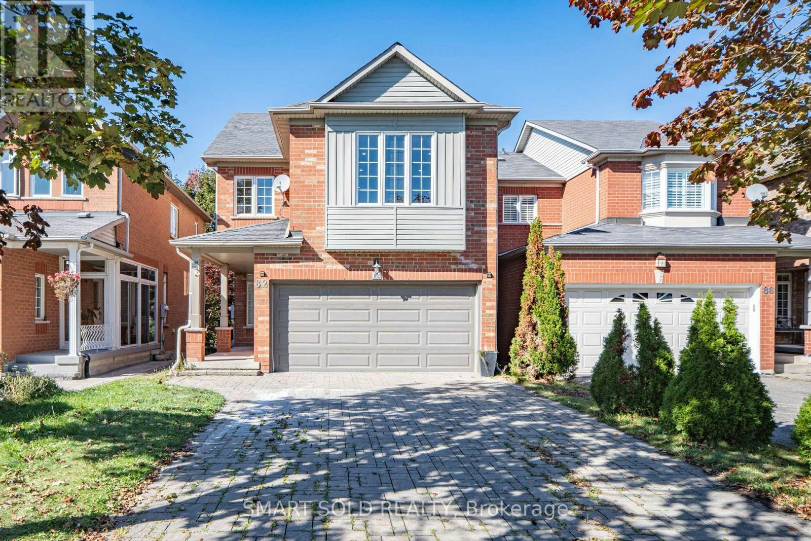 82 Ballymore Drive, Aurora, ON, L4G 7E6