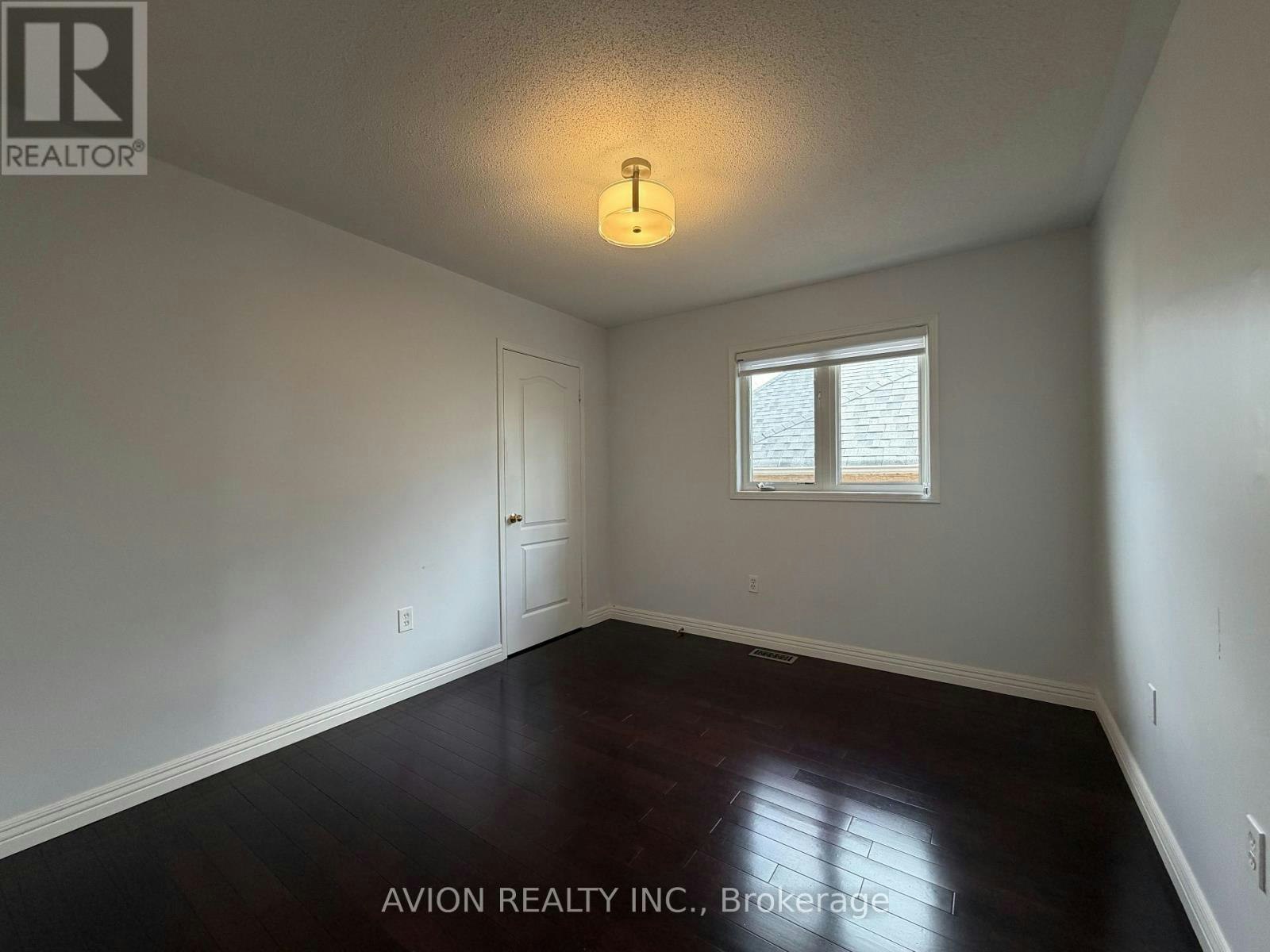 29 Falling River Drive, Richmond Hill, ON, L4S 2R1 - 11