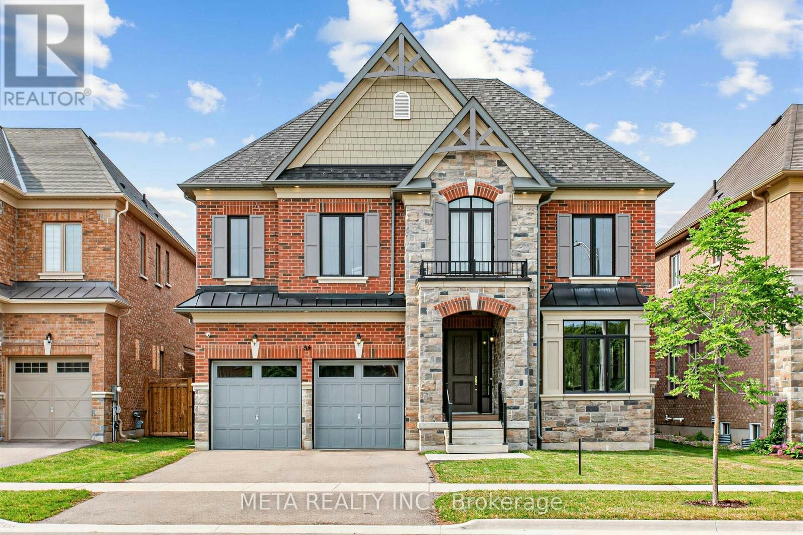 56 Klees Crescent, Aurora, ON, L4G 3W8
