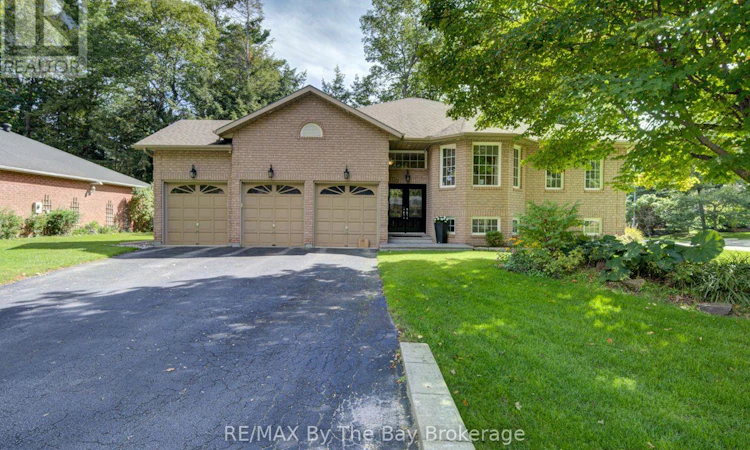 17 Downer Crescent