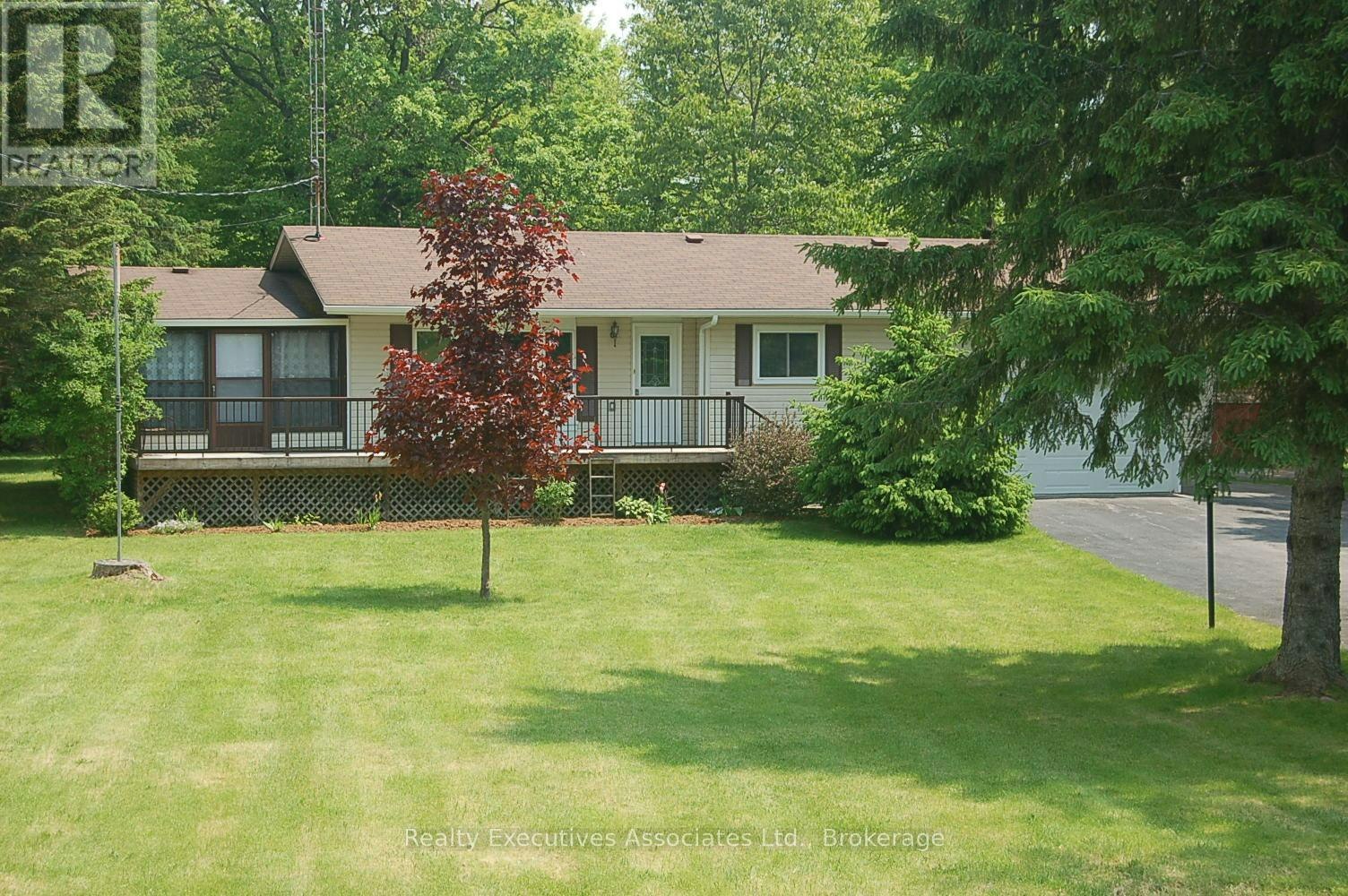 211 Alpine Lake Road, Galway-Cavendish and Harvey, ON, K0M 1A0