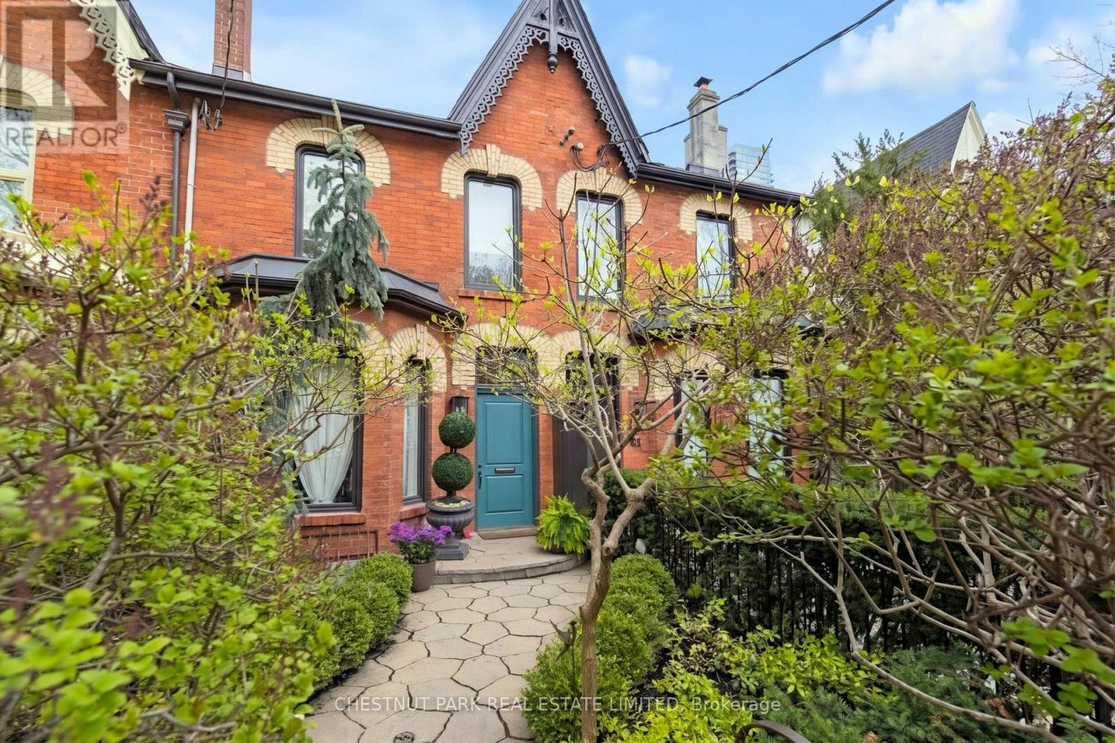 79 Hazelton Avenue, Toronto, ON, M5R 2E3