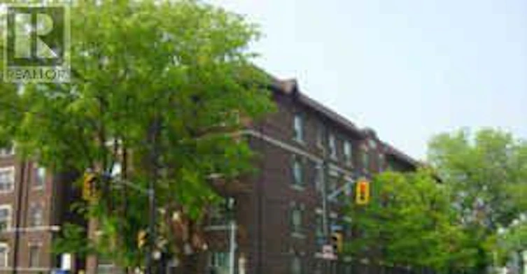 22-229 Vaughan Road, Toronto, ON, M6C 2S5