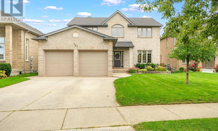 121 Tanoak Drive