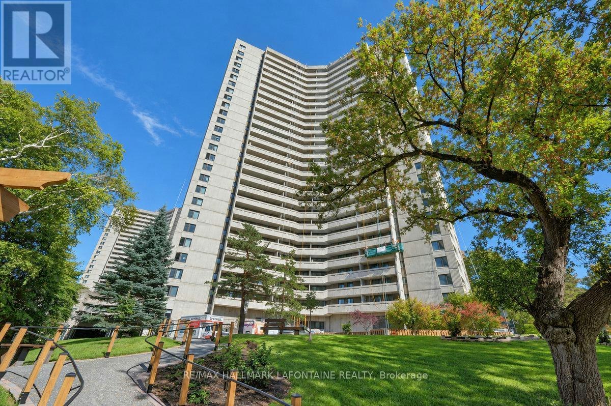 2205-1171 Ambleside Drive, Ottawa, ON, K2B 8E1