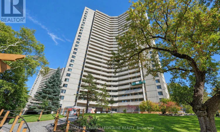 2205-1171 Ambleside Drive