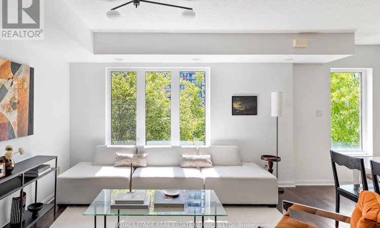 227-7 Foundry Avenue