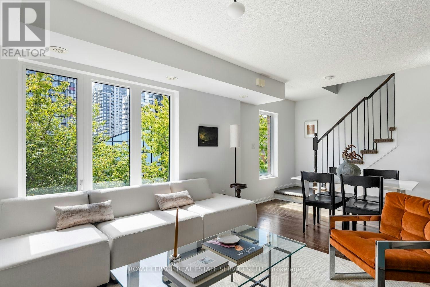 227-7 Foundry Avenue, Toronto, ON, M6H 0B7