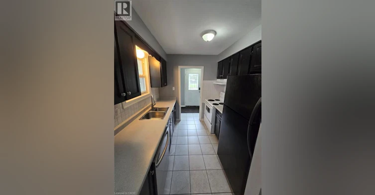 Room 6-409 Castlegrove Place, London, ON, N6G 1L1 - 8